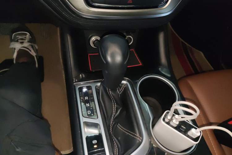 Used CHANGAN CS95 2017 2.0T Two-Wheel Drive Zhitu Edition