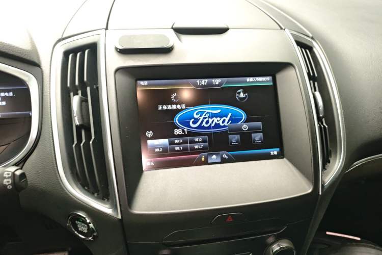 Used Ford Edge 2015 2.0T GTDi 4x4 High-Grade Model Audio And AC Panel
