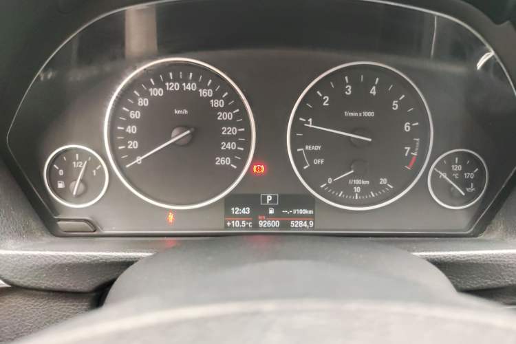 Used BMW 3 Series 2016 316Li Fashion Model
