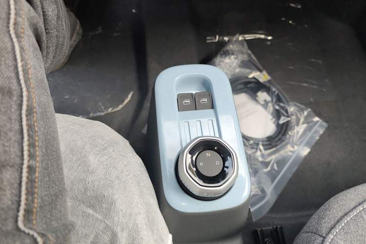 Used Geely Galaxy Panda 2024 Panda Mini 200km Endurance Bear