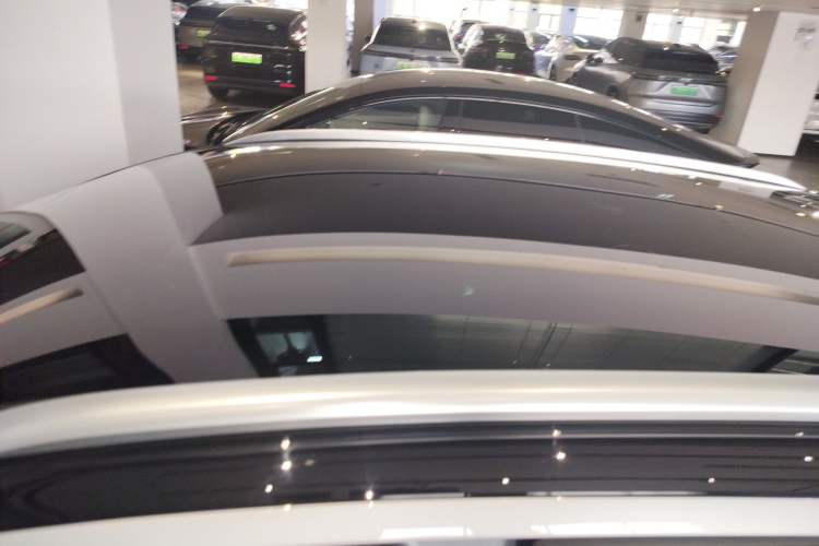 Used Volkswagen ID.4 X 2025 Smart Version Pure & Intelligent Enjoyment Edition Roof