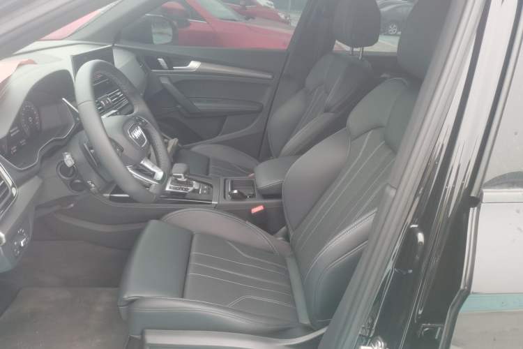 Used Audi Q5L 2025 40 TFSI Luxury Dynamic Edition