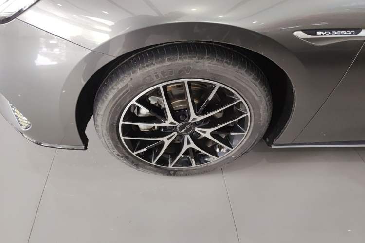 Used BYD Seal 2023 DM-i 1.5L 121km Luxury Model
