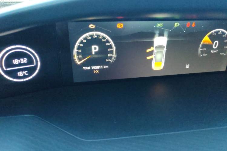 Used CHANGAN UNI-V iDD 2023 ZhiDian iDD 1.5T 113km Smart & Fun Version Odometer Close Up