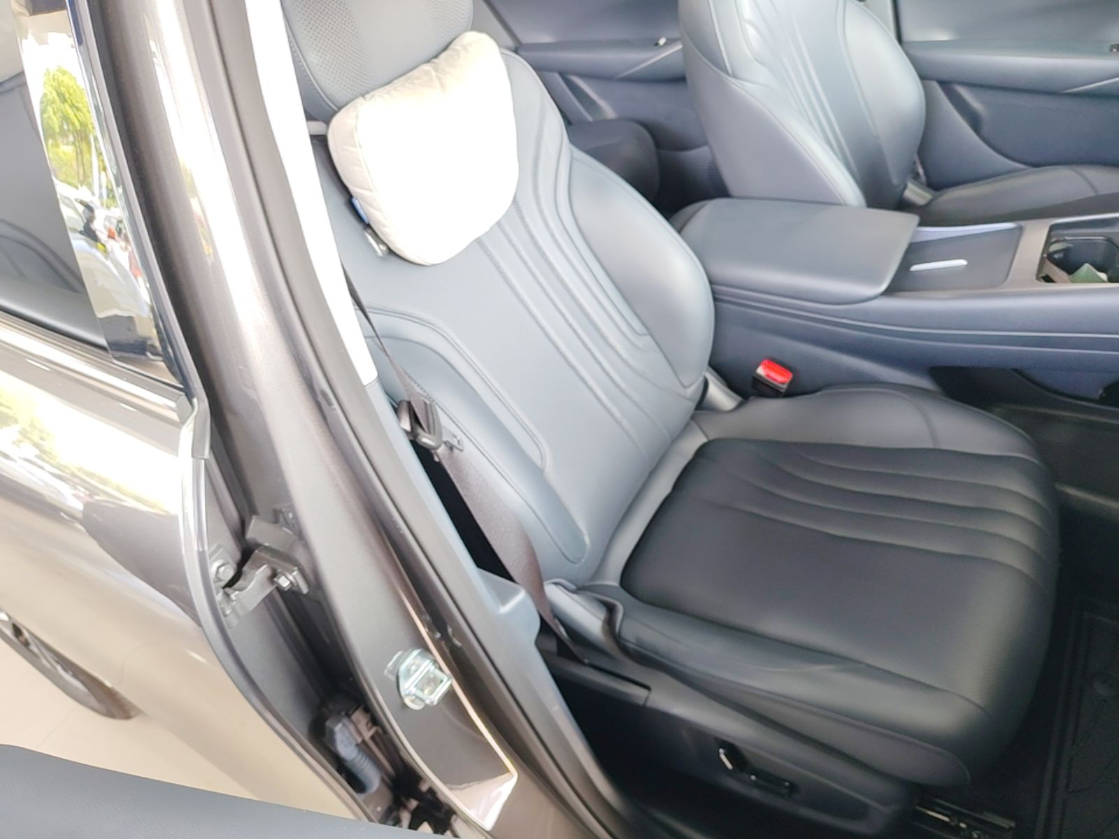 Geely Galaxy E5 2026 Model 610km Exploration+ Edition — снимка 19
