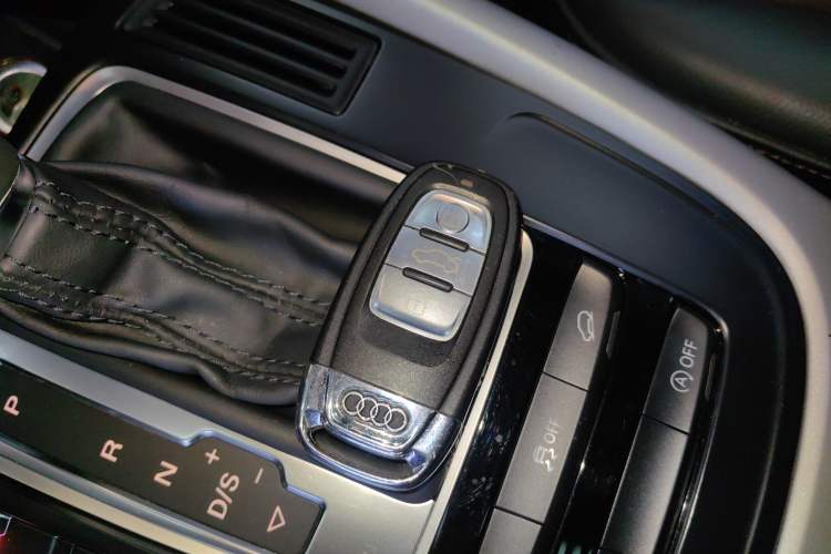 Used Audi Q5 2017 Plus 40 TFSI Ambition Model