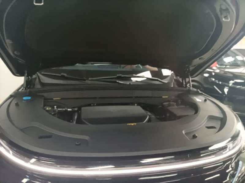 Used Li Auto L7 2024 Pro Model — 19