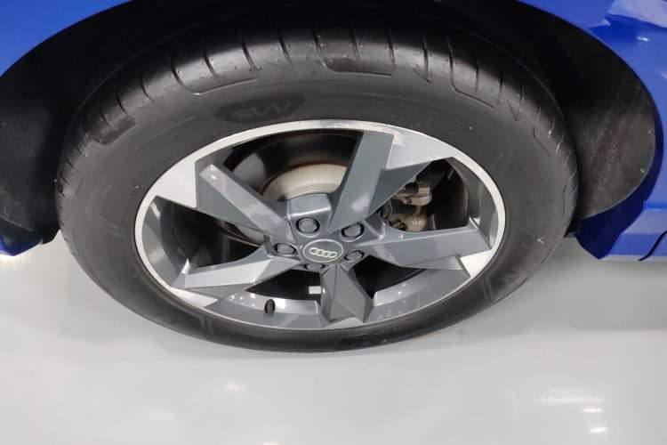 Used Audi Q3 2019 40 TFSI Fashion Dynamic Model