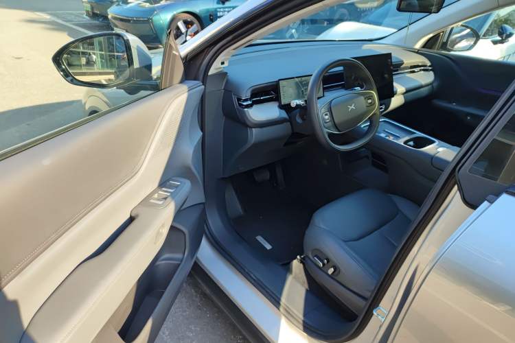 Used XPeng G6 2025 625 Long-Range Max Flagship Edition
