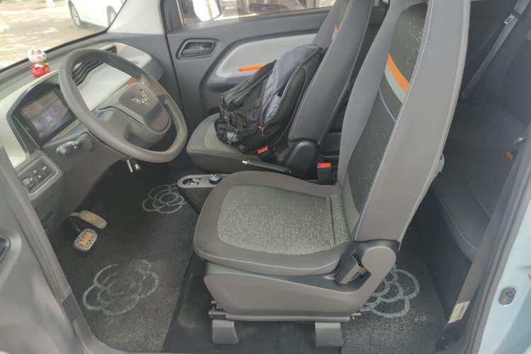 Used Wuling Hongguang MINIEV 2020 Zizai Version Lithium-NMC Left Front Seat