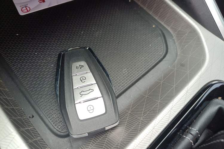 Used Geely Auto Emgrand 2023 4th Generation Champion Edition 1.5L CVT Prestige Model Interior 1