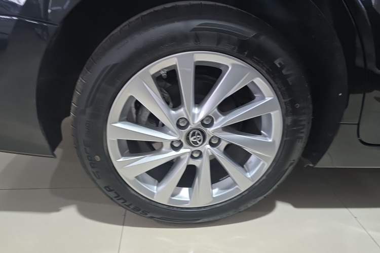 Used Toyota Camry 2023 Dual-Motor 2.5 HGVP Leading Edition