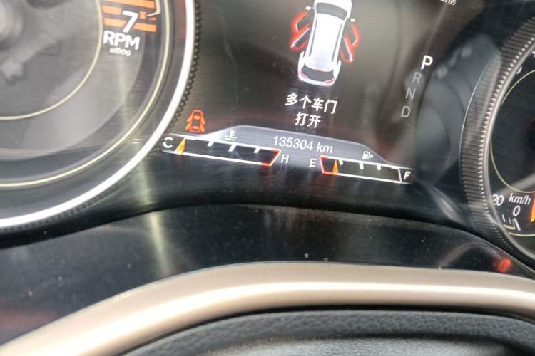 Used Jeep Cherokee 2016 2.4L Professional Smart Version Odometer Close Up