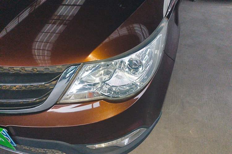 Used Baojun 730 2014 1.5L manual Comfort ESP version 7 seats Left Front Headlight