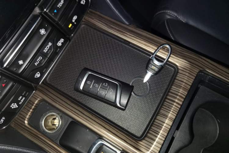 Used GAC Trumpchi M8 2020 Master Edition 390T Deluxe Version