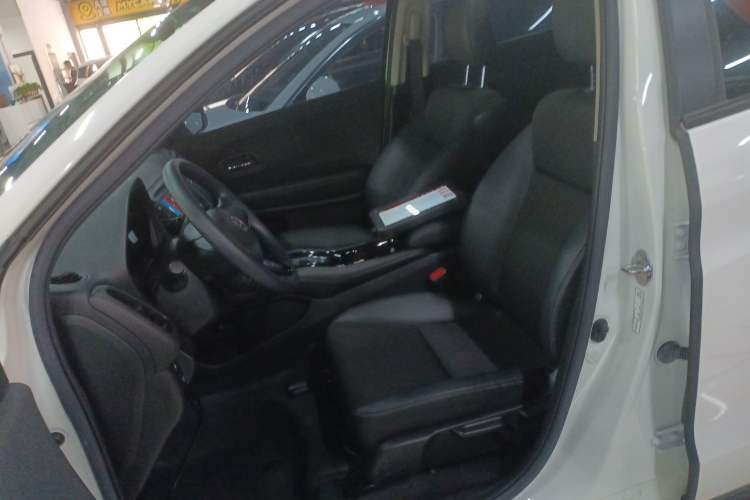 Used Honda Vezel 2020 1.5L CVT Pioneer Edition
