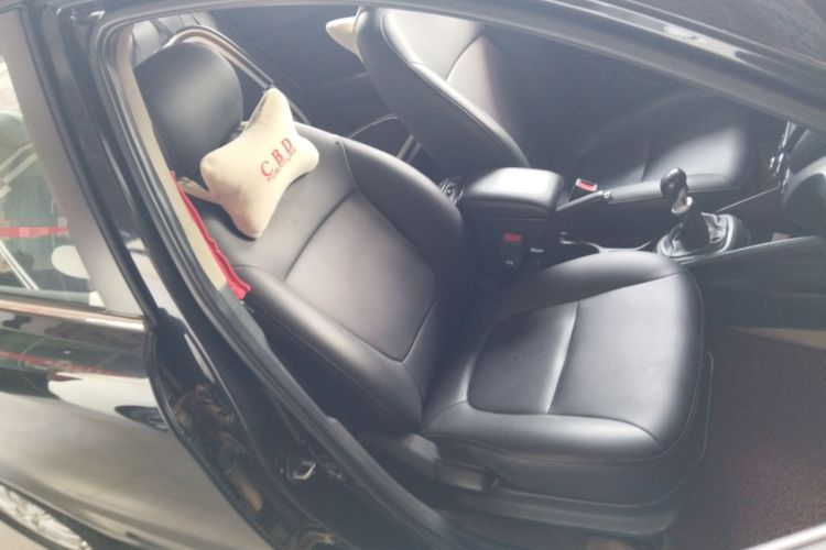 Used Kia K2 2012 Sedan 1.4L MT GLS Commemorative Edition