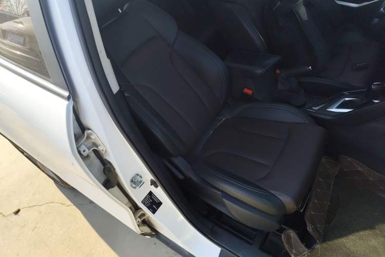 Used CHANGAN CS15 2019 1.5L Automatic Enjoyment Model China VI Standard
