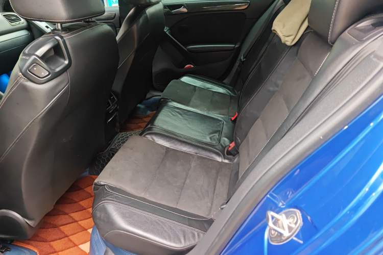 Used Volkswagen Golf 2011 2.0 TSI R