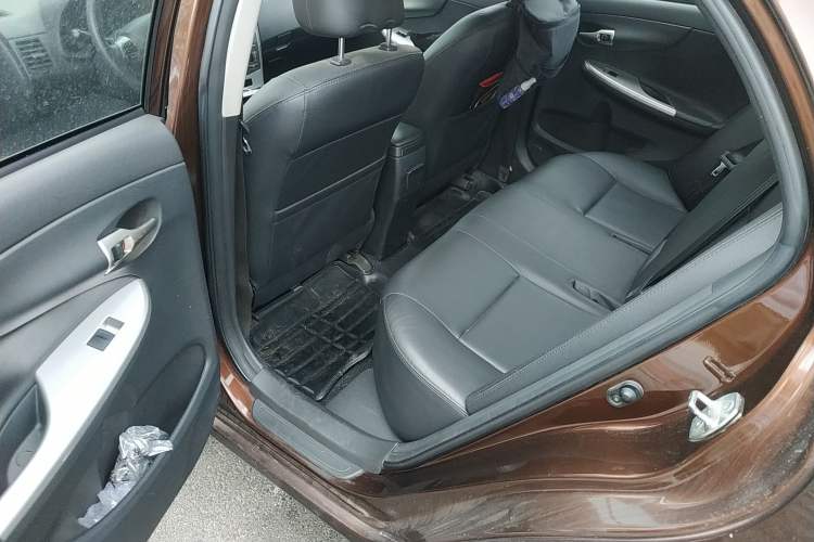 Used Toyota Corolla 2013 Special Edition 1.6L Manual – Cool GL Model
