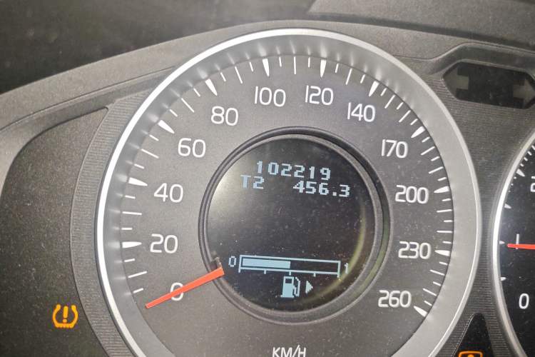 Used Volvo S60 2012 T5 Zhiya Edition Odometer Close Up