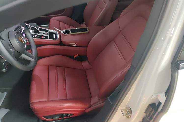 Used Porsche Panamera 2021 Panamera 2.9T Left Front Seat
