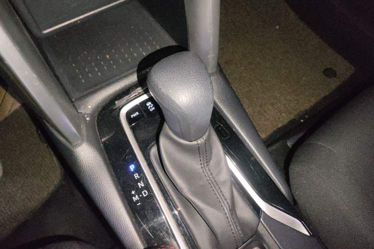 Used Toyota FRONTLANDER 2022 2.0L CVT Leading Edition