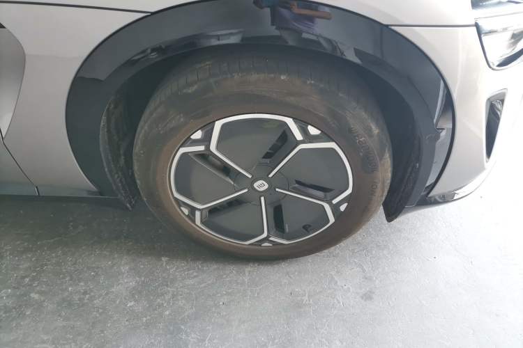 Used Xiaomi Auto YU7 2025 Ultra-Long Range Rear-Wheel Drive Version
