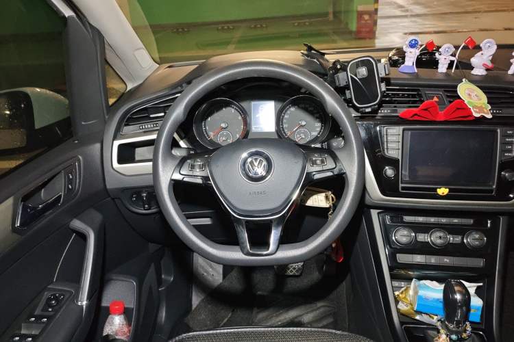 Used Volkswagen Touran 2018 Volkswagen Touran L 280TSI DSG Comfort Edition 7 Seats China V Emission Standard