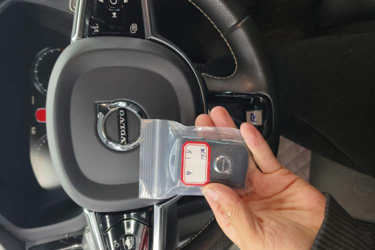 Used Volvo XC60 2019 T5 4x4 Zhiya Sport Edition China VI Standard
