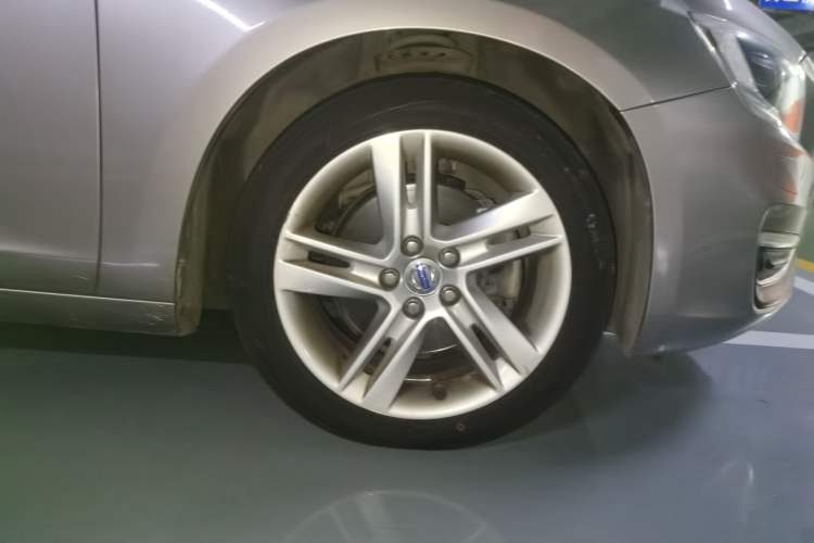Used Volvo S60 2014 S60L T5 Intelligent Drive Edition
