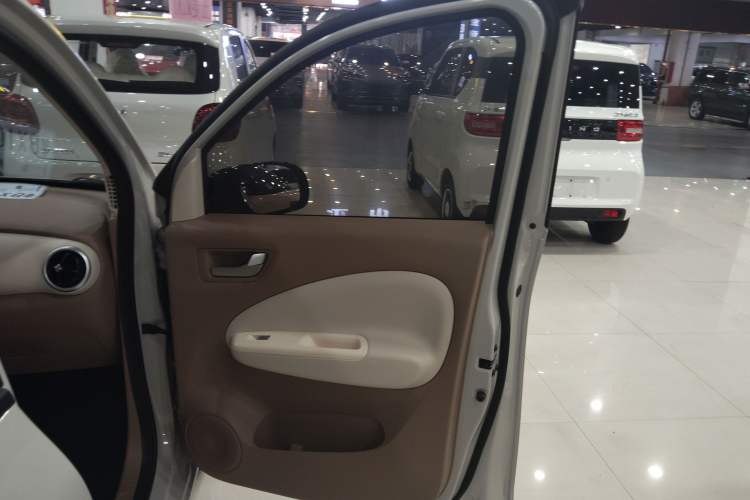 Used Wuling Hongguang MINIEV 2025 Four-Door Version Advanced Edition