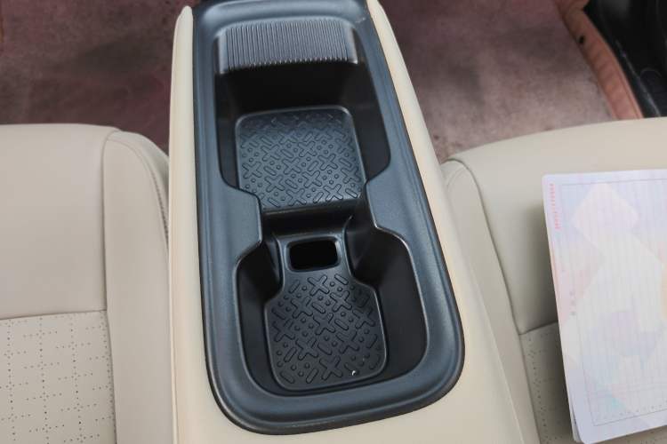 Used Wuling Bingo PLUS 2024 510 km Flagship Edition Four-Seater Version