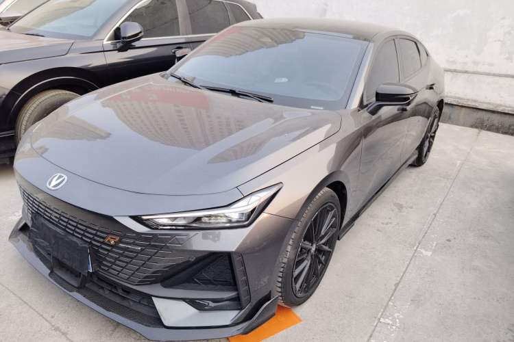 Used CHANGAN UNI-V 2023 1.5T Sport Edition
