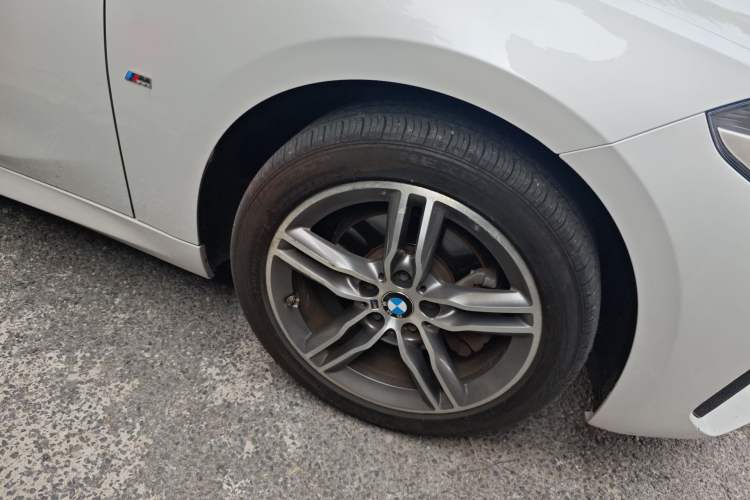 Used BMW 1 Series 2020 120i M Sport Package Right Front Wheel Hub