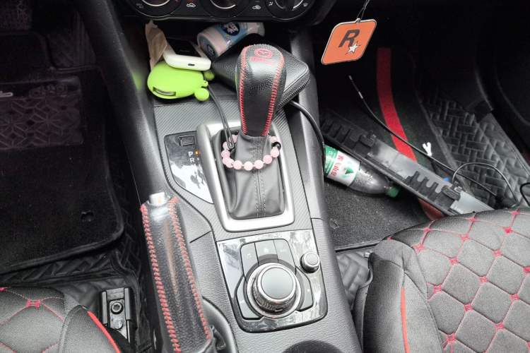 Used Mazda 3 Axela 2019 Cloud-Controlled Version Sedan 1.5L Automatic Comfort Trim China VI Standard Gear Lever