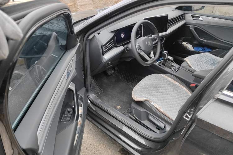 Used Volkswagen Sagitar 2024 300TSI DSG Excellence Edition