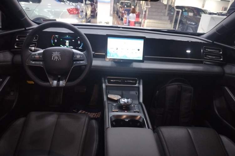 Used BYD Qin L 2024 DM-i 80KM Leading Model