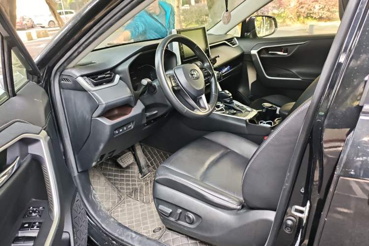 Used Toyota RAV4 2020 Dual-Motor 2.5L E-CVT Four-Wheel Drive Flagship Edition Left Front Seat