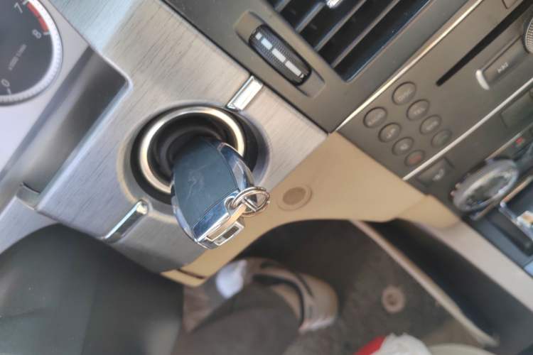 Used Mercedes-Benz GLK-Class 2011 GLK 300 4MATIC Fashion Model