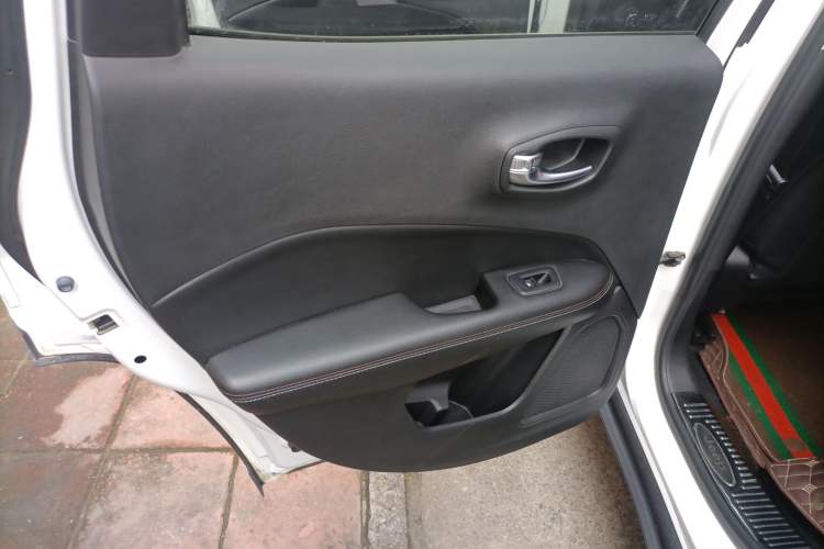 Used Jeep Compass 2020 220T Automatic Leading Edition