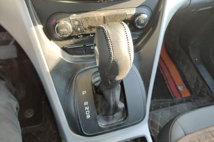 Used Ford Kuga 2015 1.5L GTDi Two-Wheel-Drive Comfort Model
