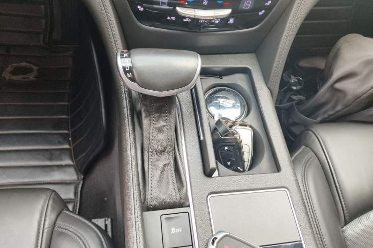 Used Cadillac CT6 2017 28T Elite Model Gear Lever