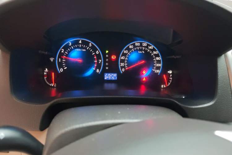 Used Mazda 8 2013 2.5L Ultimate Edition
