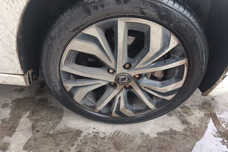 Used Dongfeng Aeolus E70 2018 500 Ultra-Luxury Edition