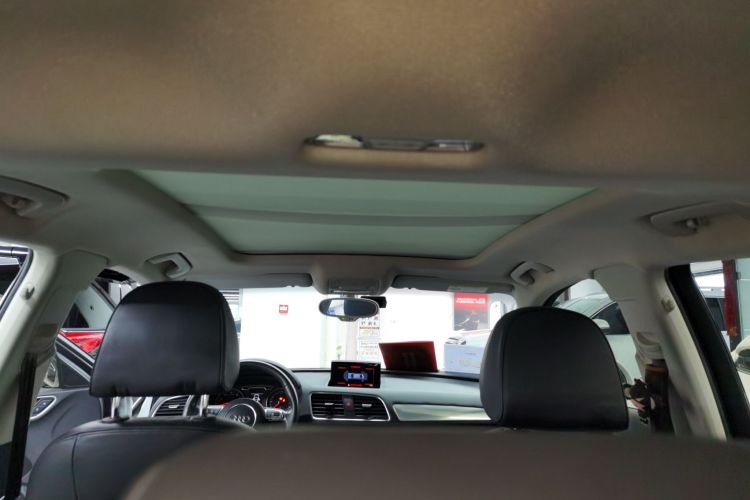 Used Audi Q3 2015 35 TFSI Comfort Model
