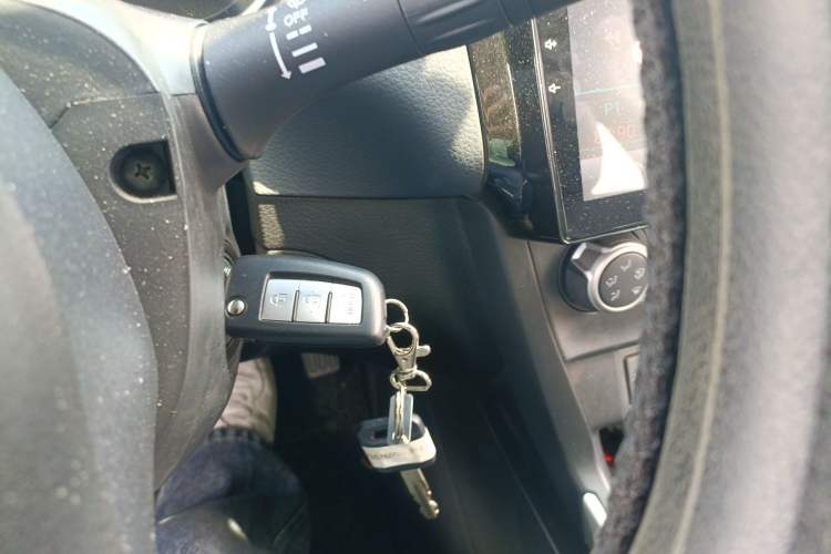 Used Nissan Sylphy 2021 Classic 1.6XE CVT Comfort Edition Vehicle Key