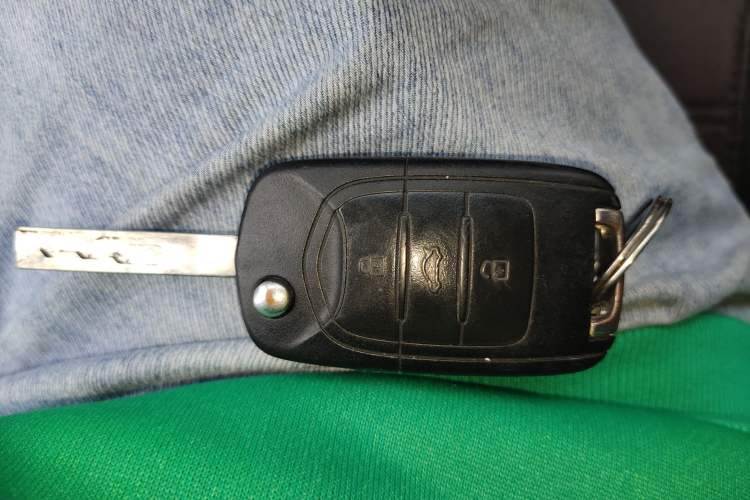 Used Baojun 310W 2017 1.5L Manual Comfort Version China VI Emission Standard Vehicle Key