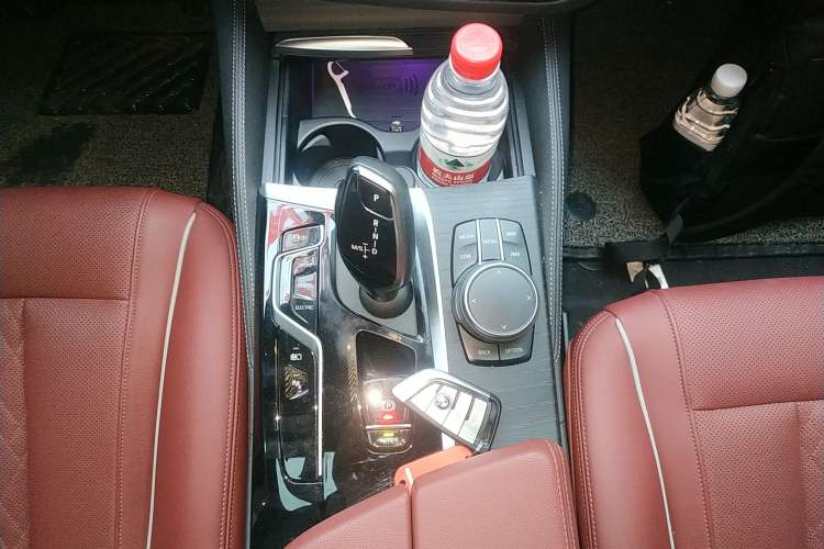 Used BMW 5 Series New Energy 2022 Restyled 535Le M Sport Package Gear Lever