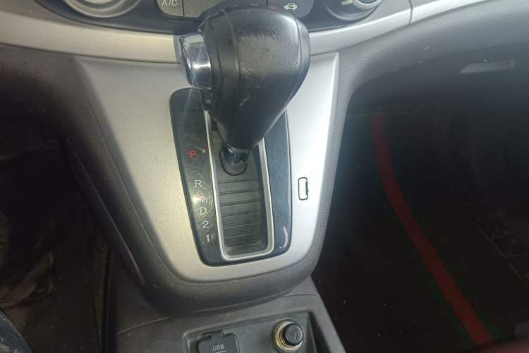 Used Honda CR-V 2012 2.0L two-wheel drive urban version